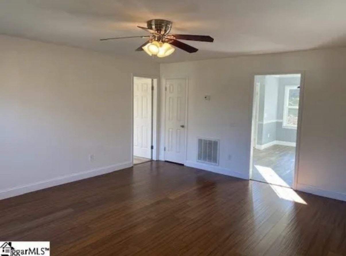 410 Willow Branch Dr #NA - Photo 3 of 19