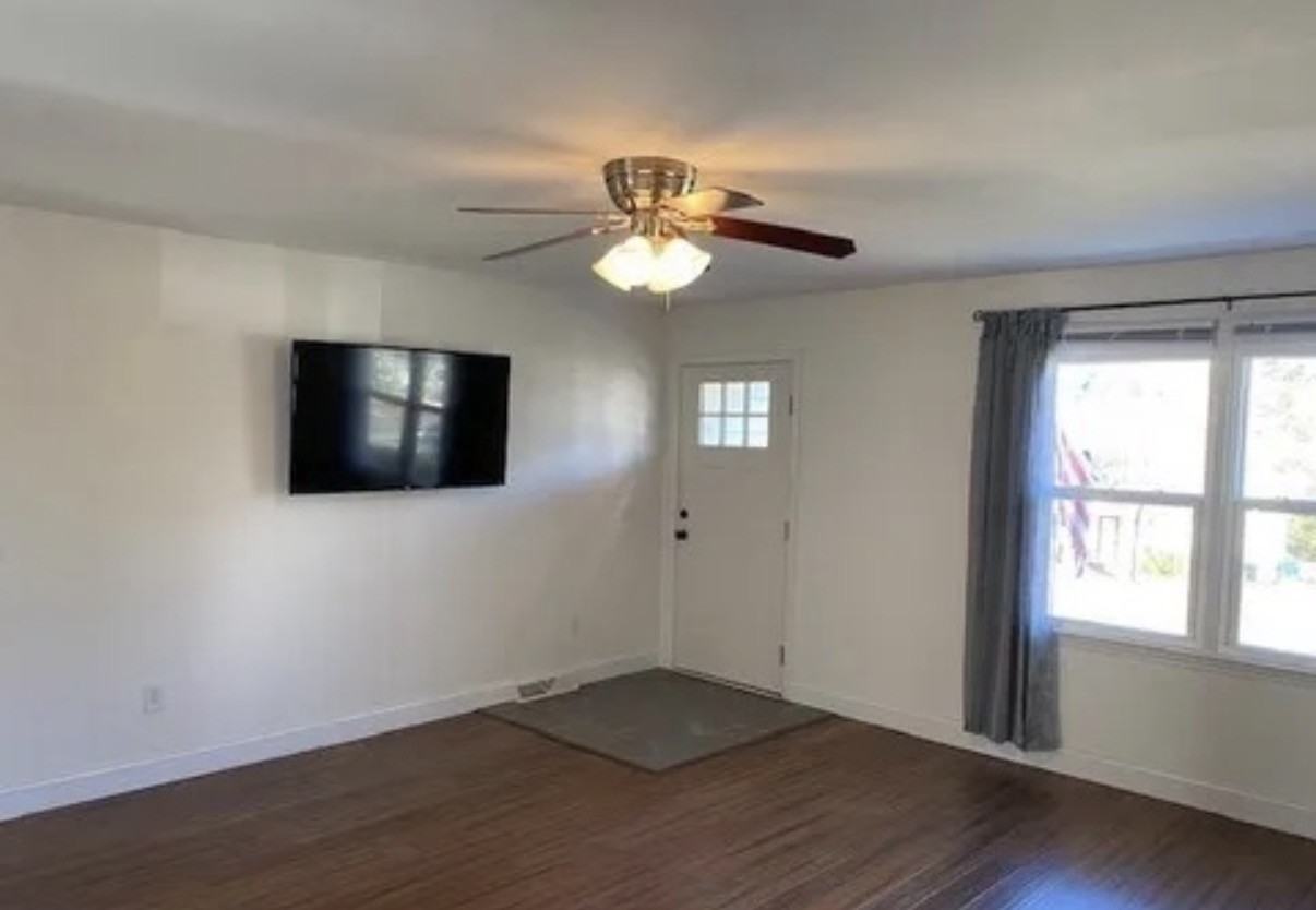 410 Willow Branch Dr #NA - Photo 4 of 19