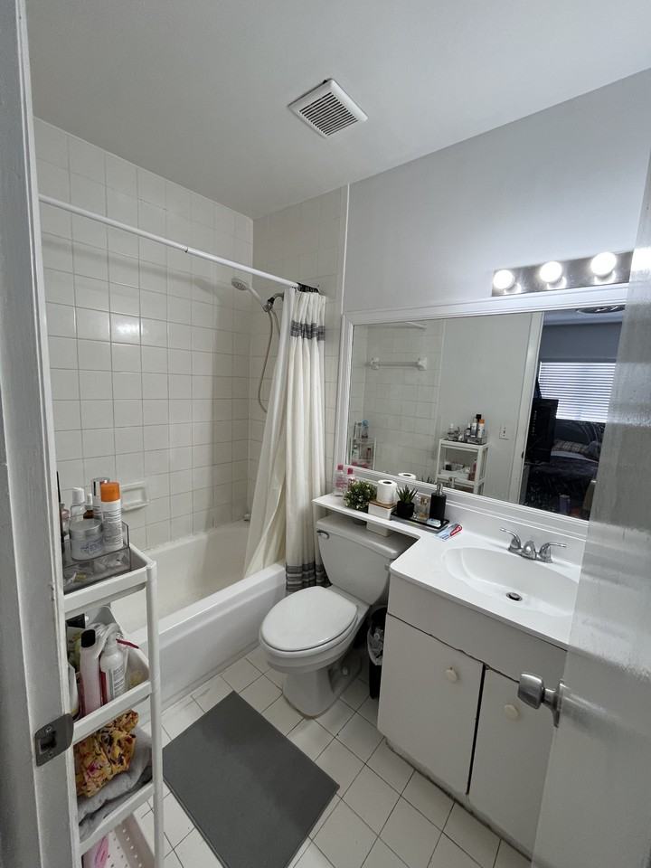 171 Riviera Cir #171 - Photo 6 of 10