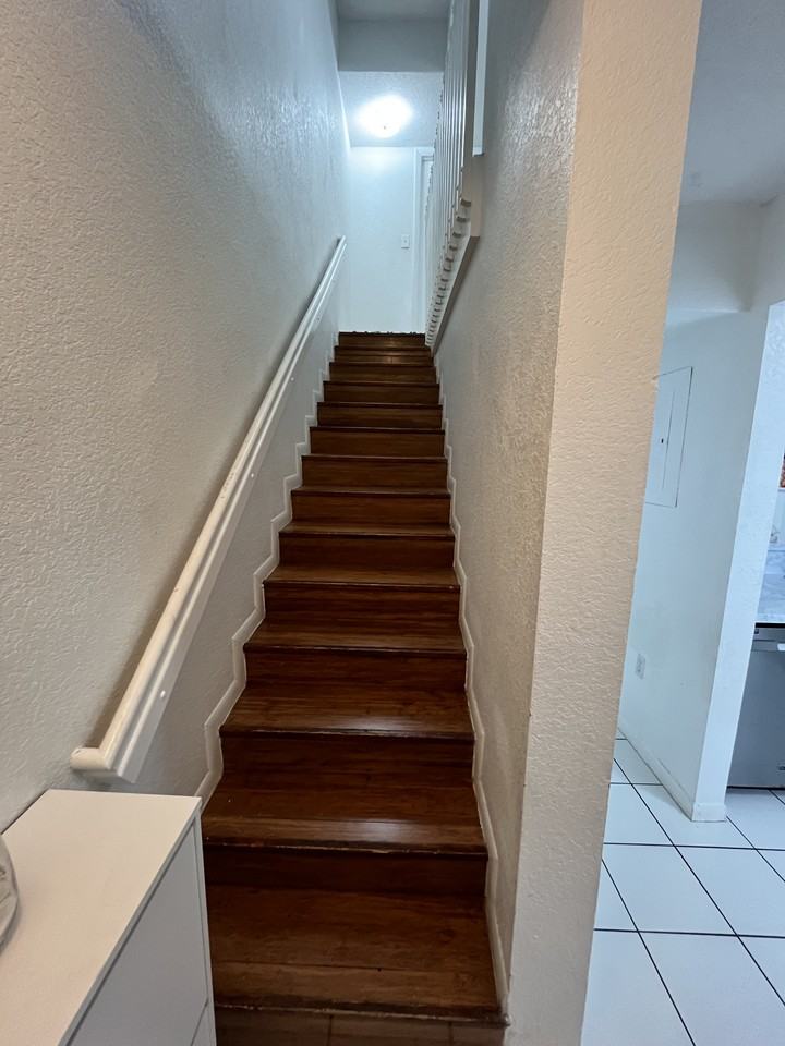 171 Riviera Cir #171 - Photo 7 of 10