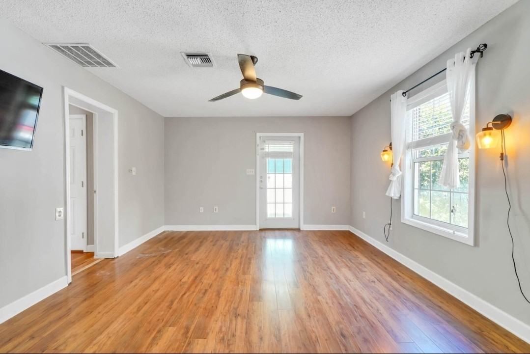 18 Oleander Pkwy #NA - Photo 4 of 17