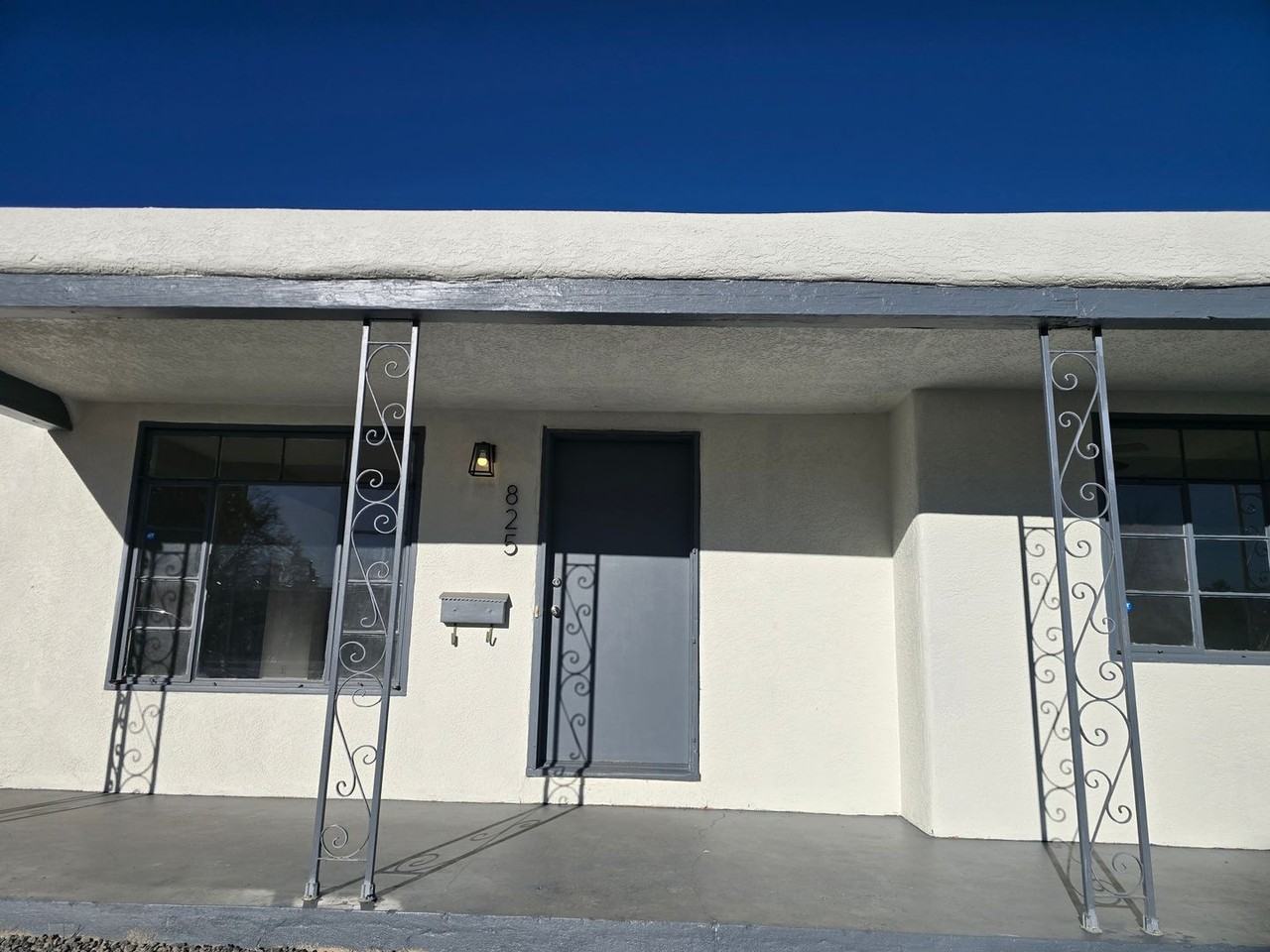 825 Monroe St Ne - Photo 2 of 20