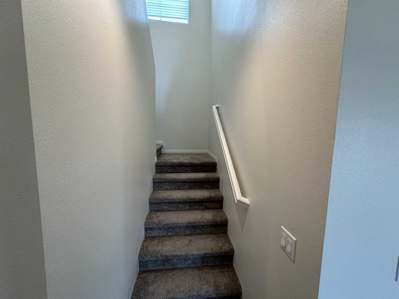 2262 W Mill St - Photo 4 of 21