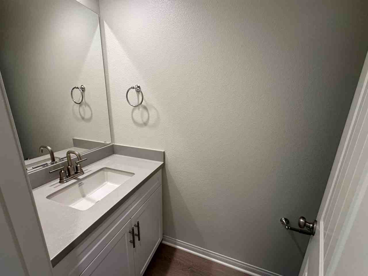 2262 W Mill St - Photo 5 of 21