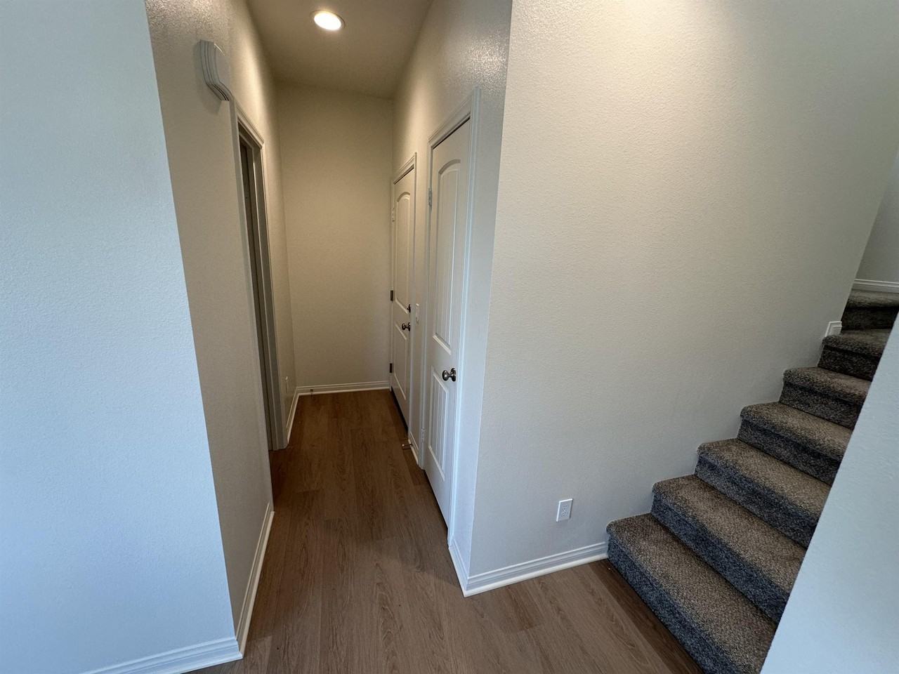 2262 W Mill St - Photo 2 of 21