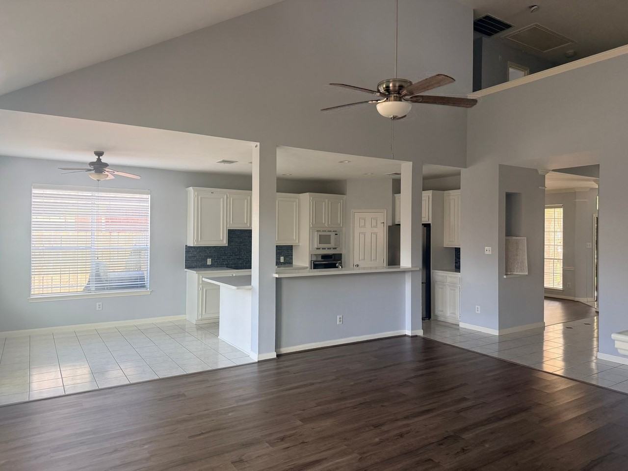 3204 Coral Ridge Dr - Photo 2 of 33