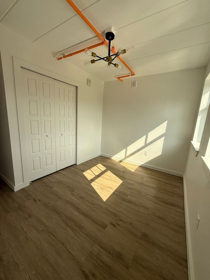 Lofts on Mack - Photo 2 of 50