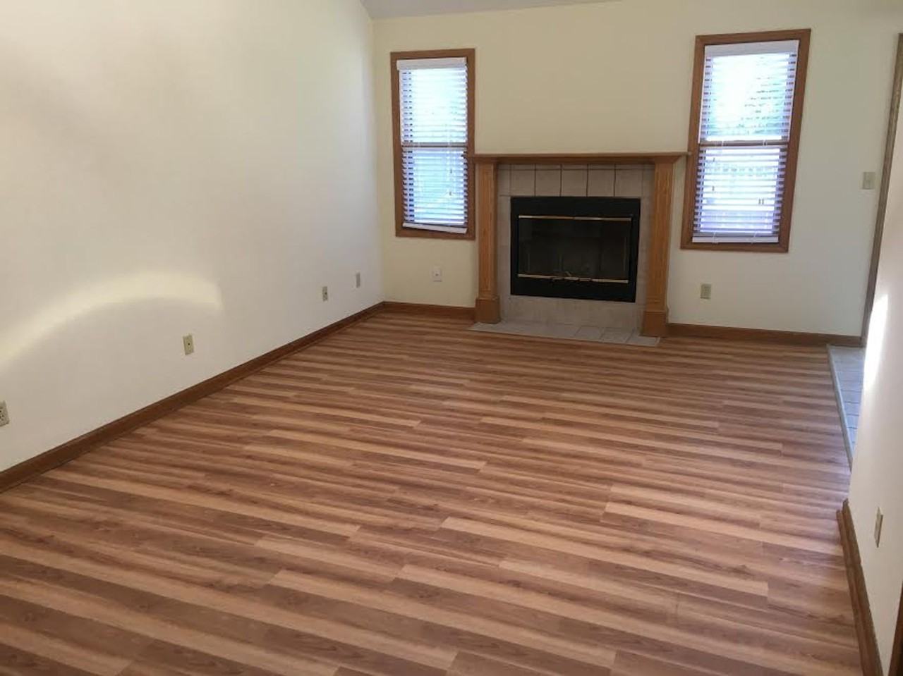 4404 Adam Ave - Photo 7 of 29