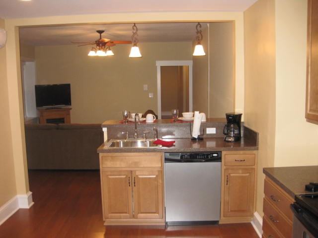 33 S Hanover St #1 - Photo 4 of 7