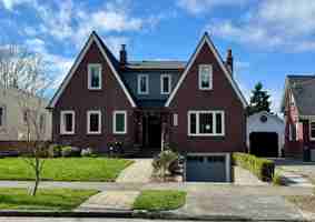 featured image of 2335 47th Ave Sw