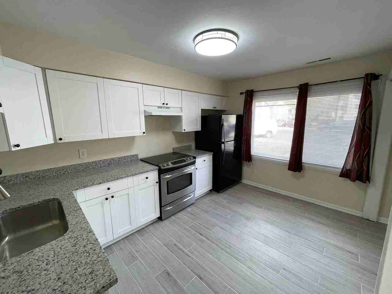 721 Rock Creek Ct - Photo 3 of 12