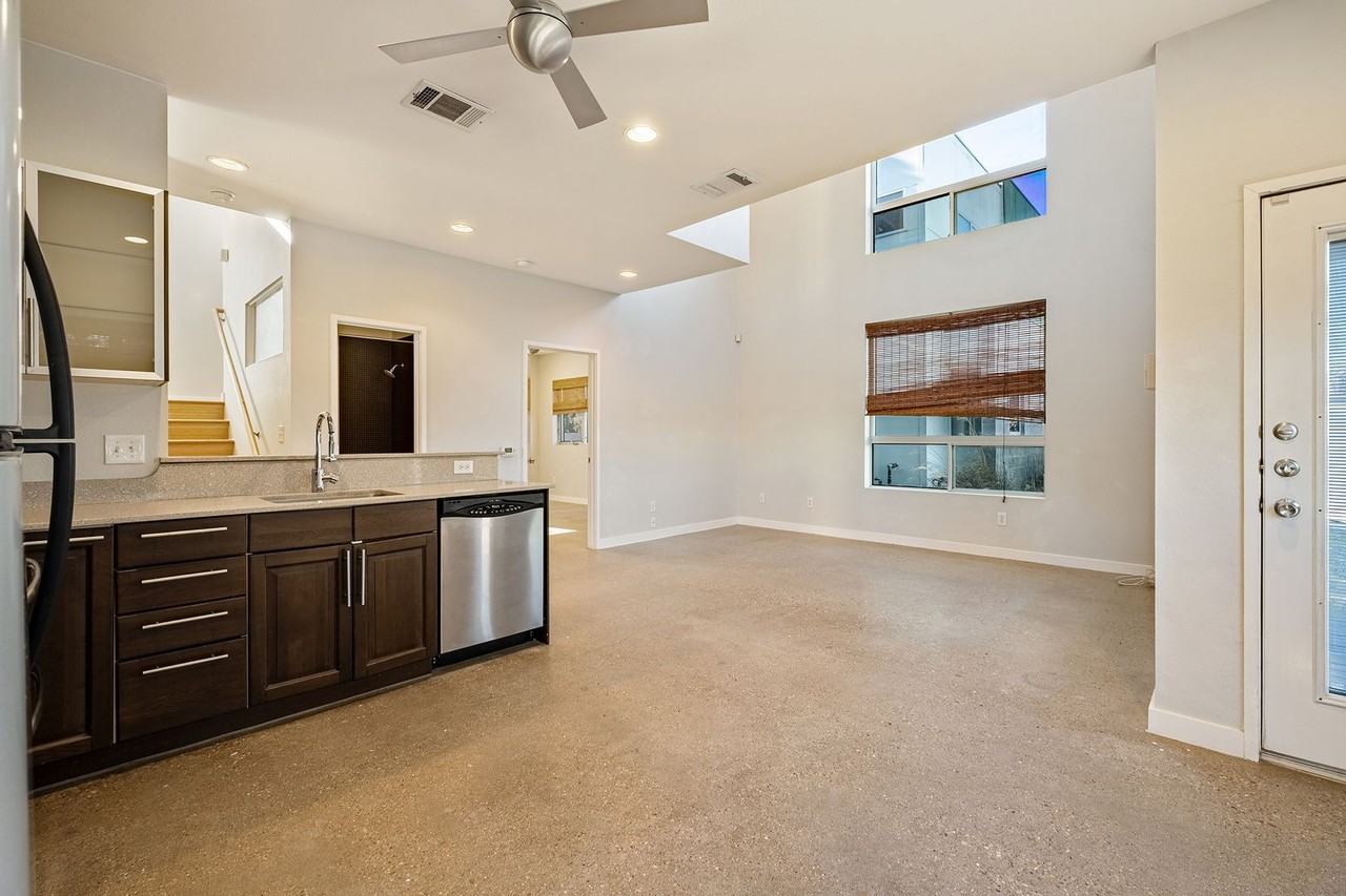 5513 Agatha Cir - Photo 5 of 24