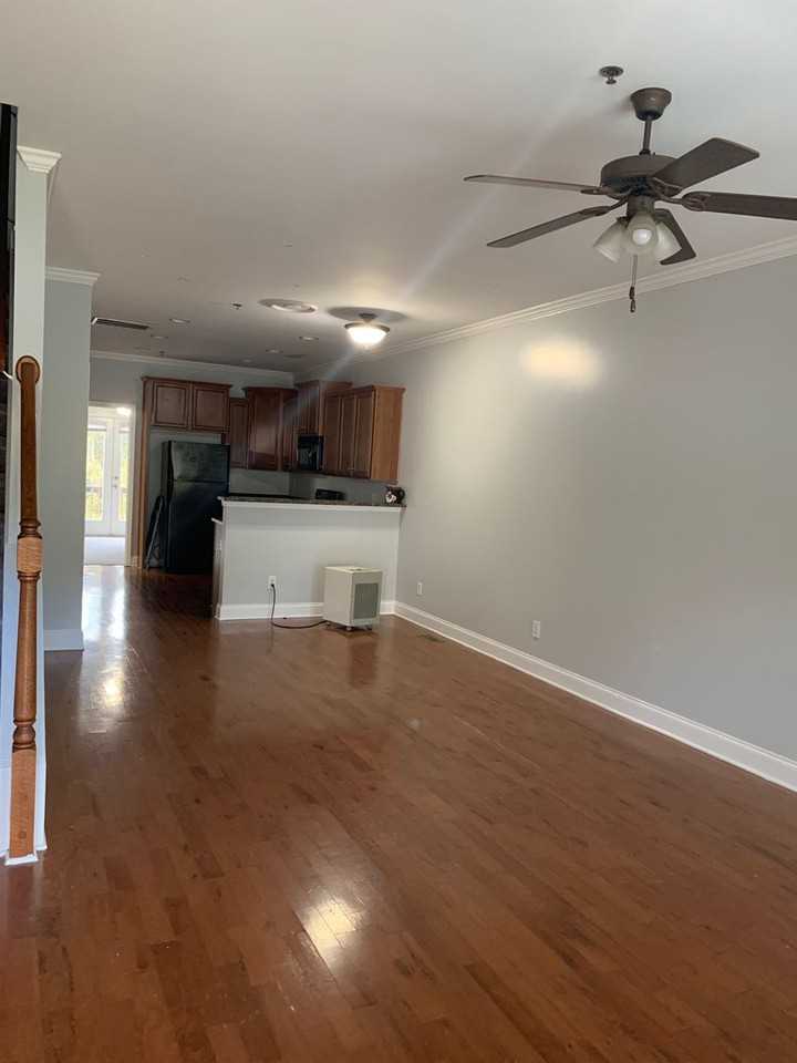 200 Rivergrove Pkwy - Photo 5 of 50