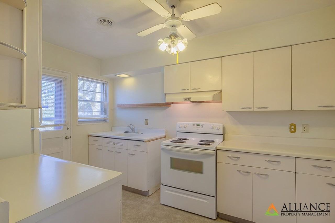 845 Wildcat Rdg - Photo 4 of 24