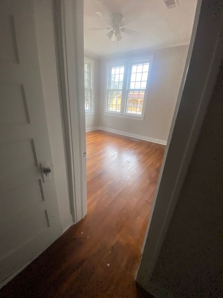 120 S Main St - Photo 5 of 12