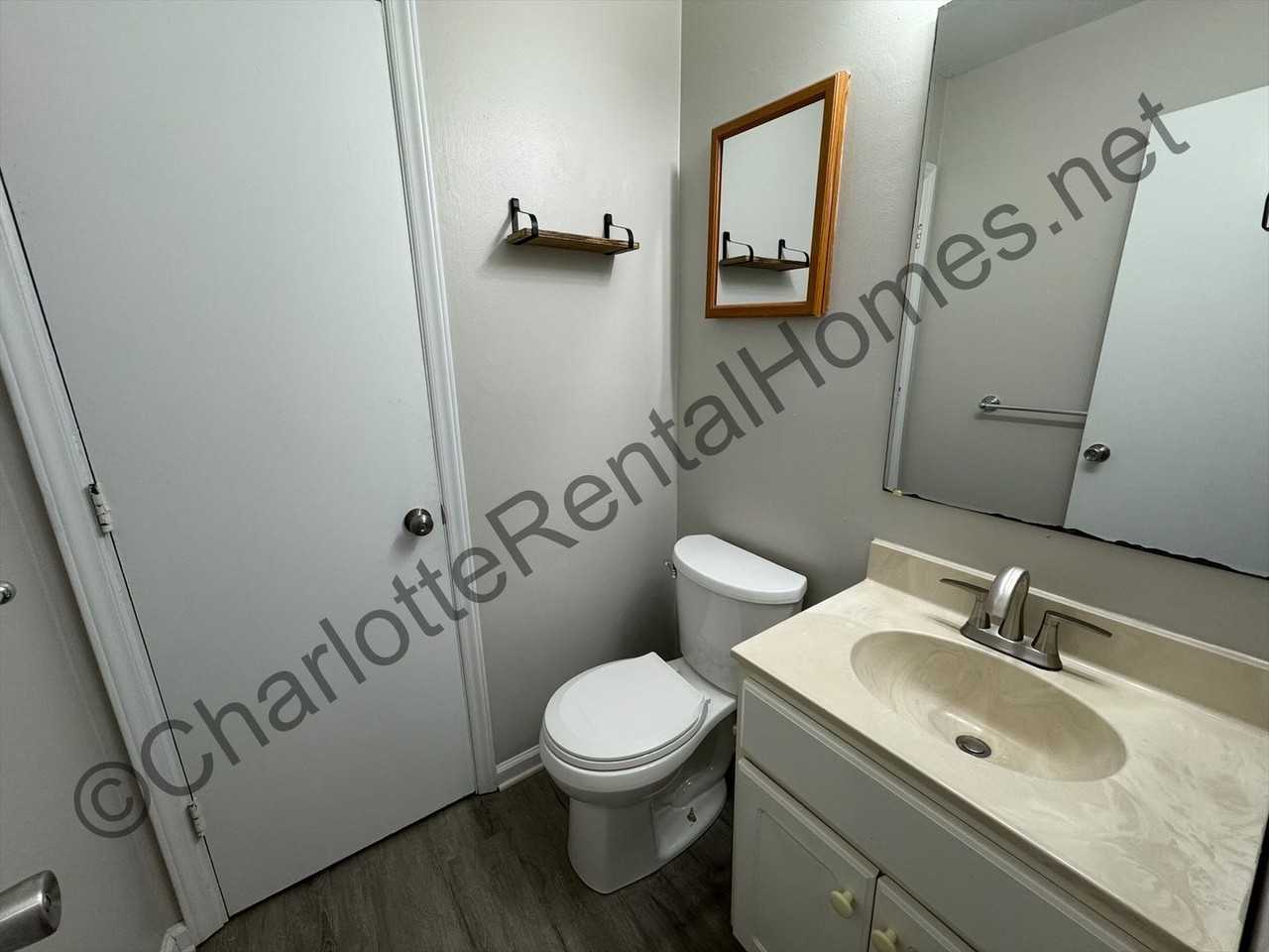 7213 7213 Lancashire Drive - Photo 5 of 10