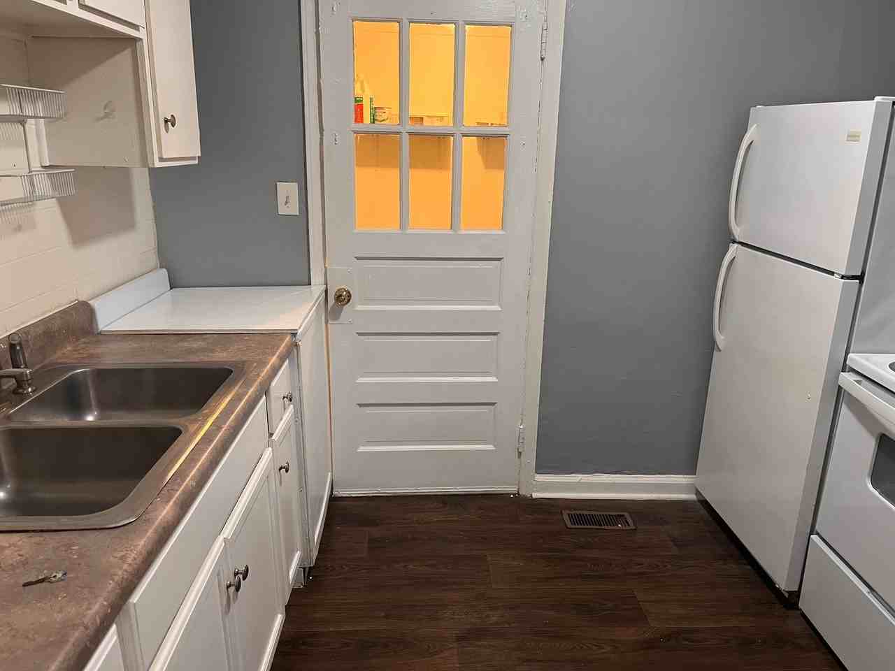 1341 Curfman St - Photo 7 of 11