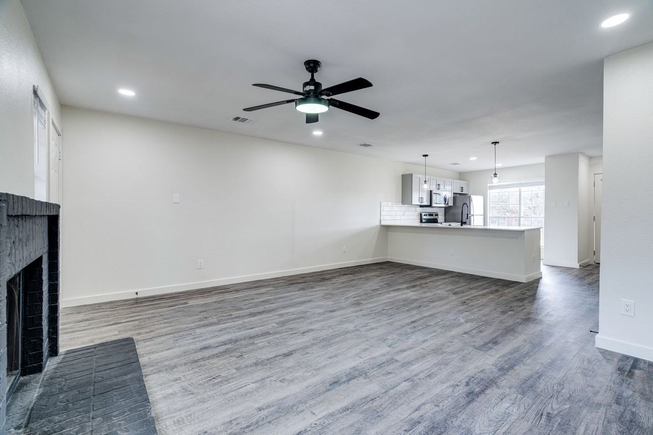 1824 River Crossing Cir - Photo 4 of 38