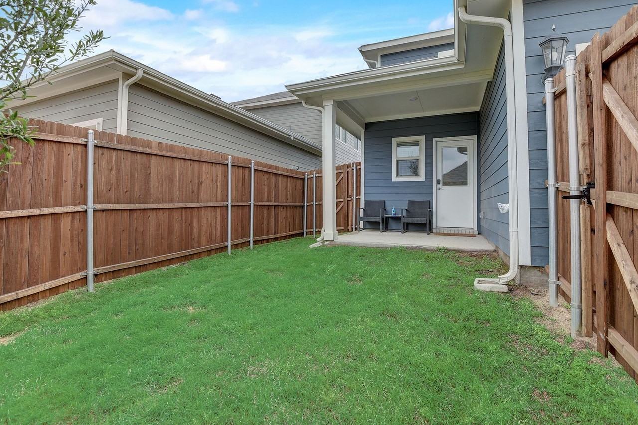 2844 Bursera Ln - Photo 6 of 8