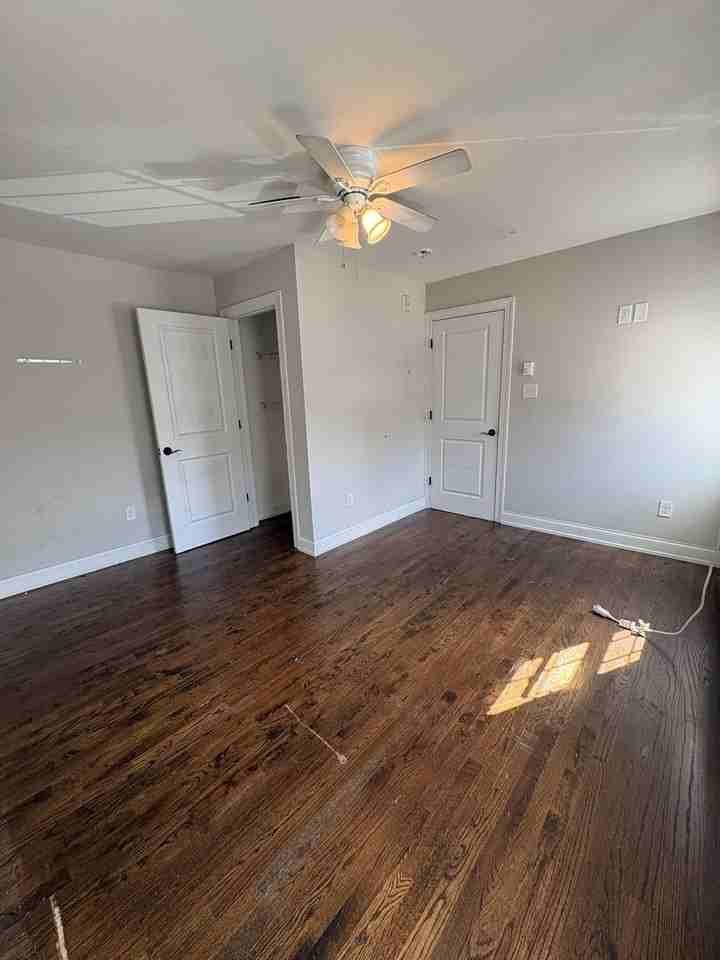 1820 Butler Pike - Photo 2 of 10