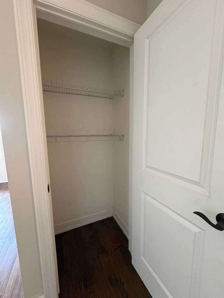 1820 Butler Pike - Photo 5 of 10