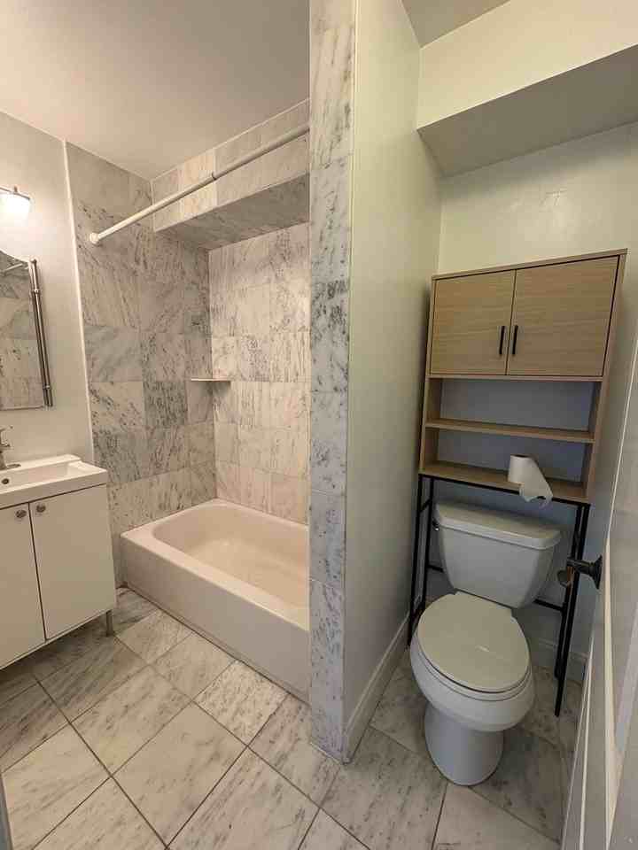 1820 Butler Pike - Photo 6 of 10