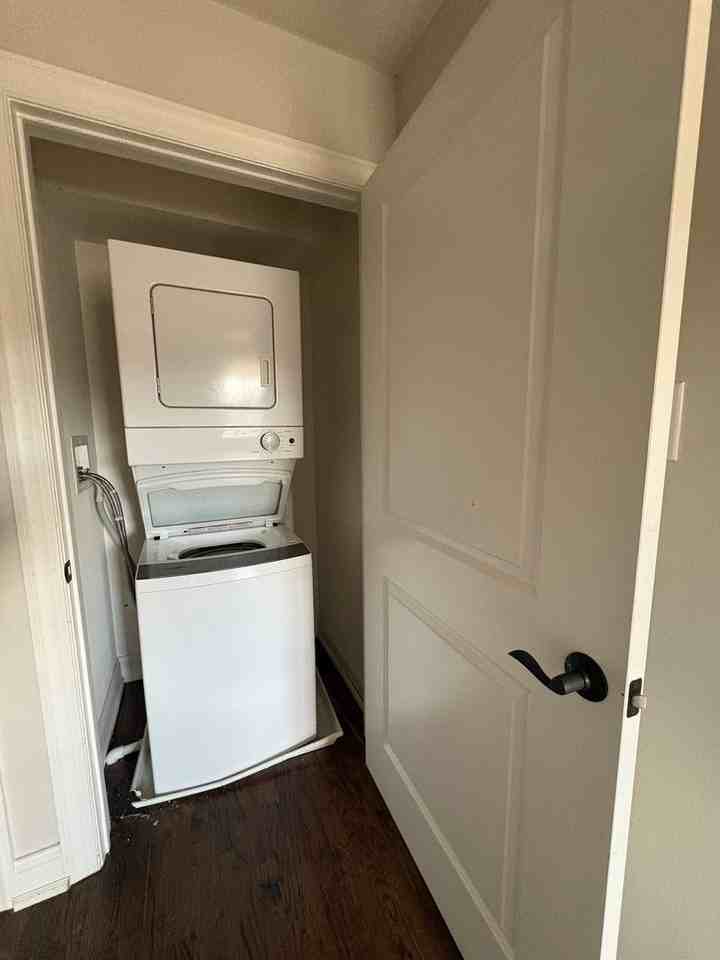 1820 Butler Pike - Photo 7 of 10