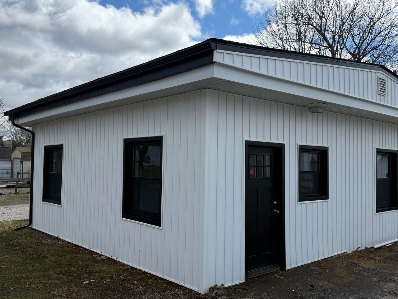 345 W Penn St - Photo 2 of 6