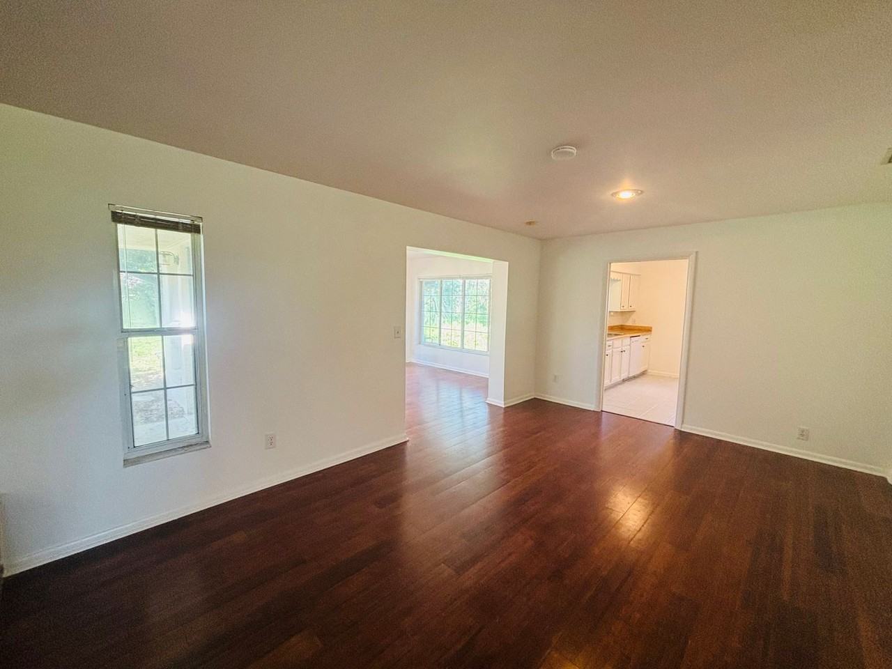 4440 Nw 80th Ave - Photo 6 of 44