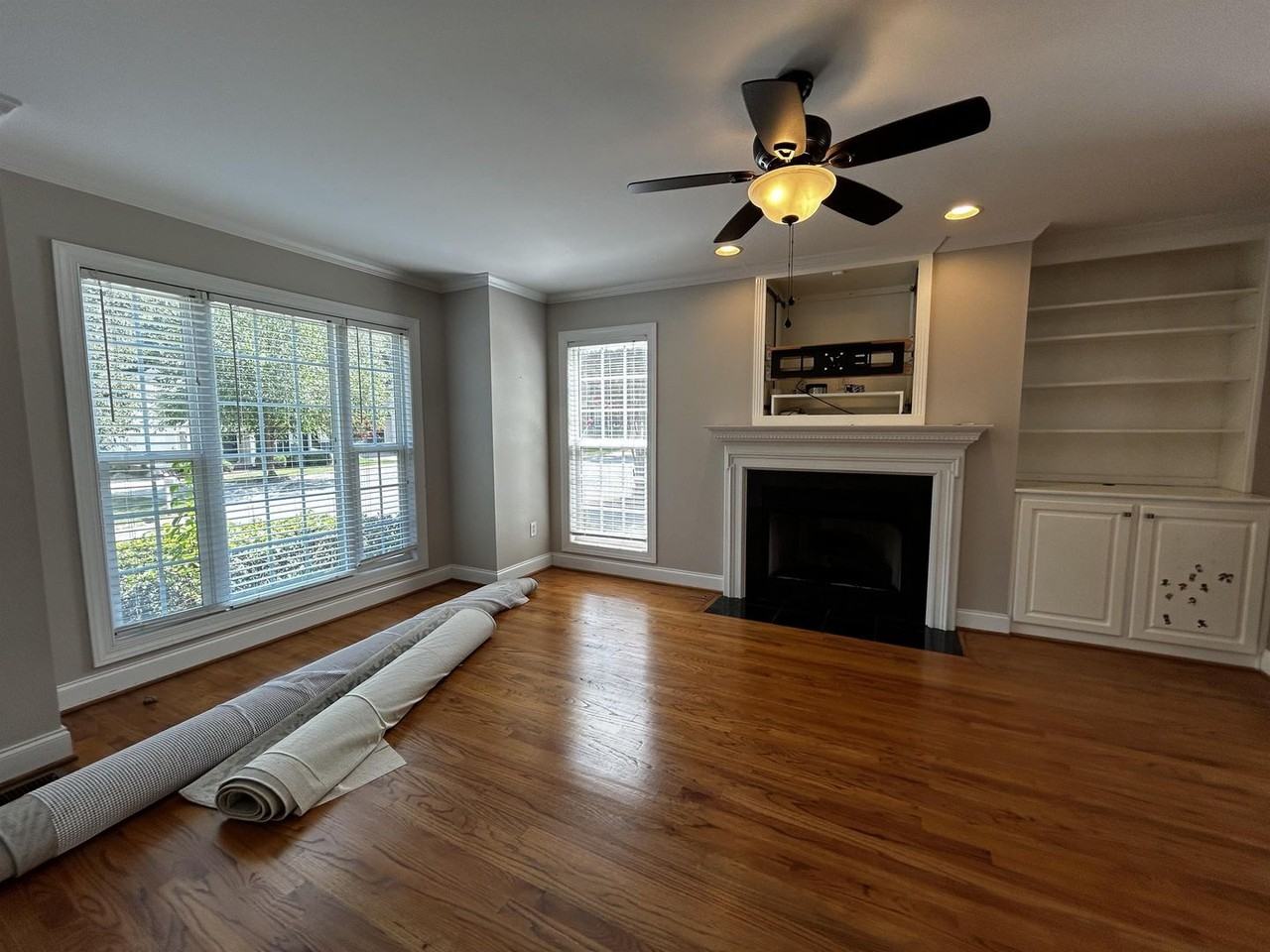 200 Village Way - Photo 7 of 21