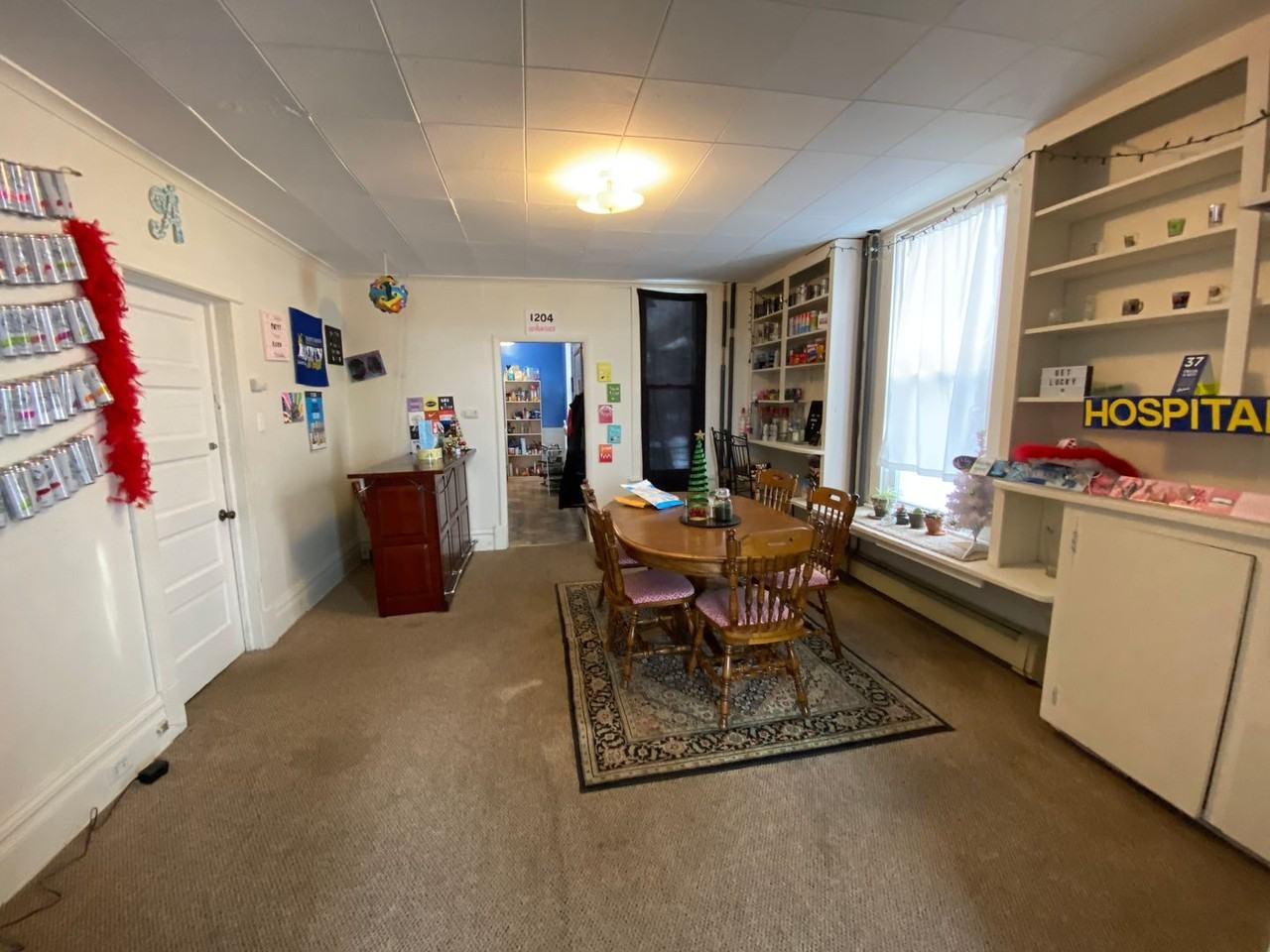 1204 Kenwood Ave - Photo 3 of 19