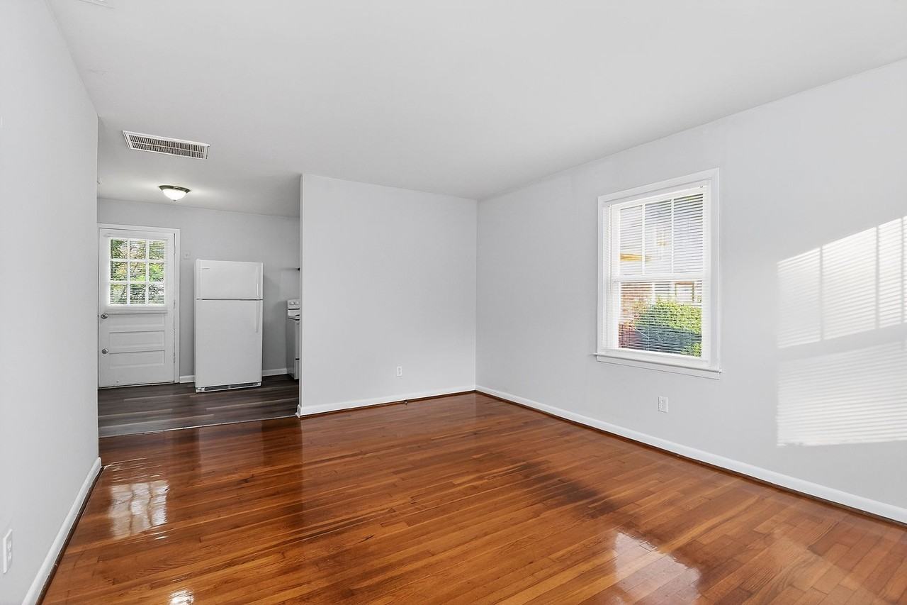 4230 Castleton Rd - Photo 2 of 17