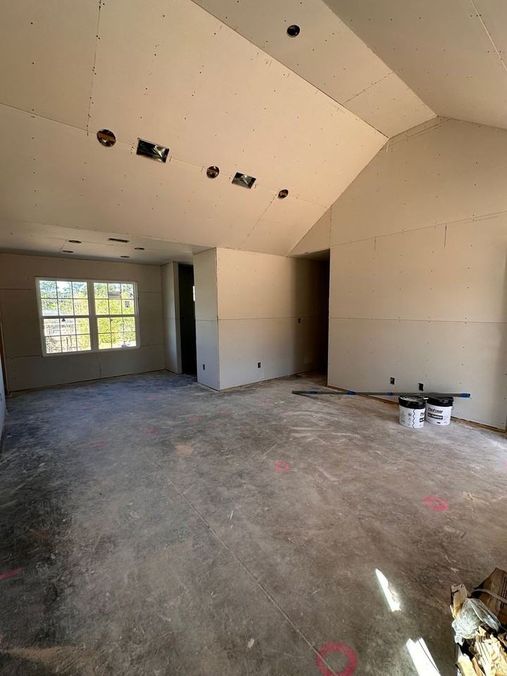 1911 Aimwell Rd - Photo 3 of 19