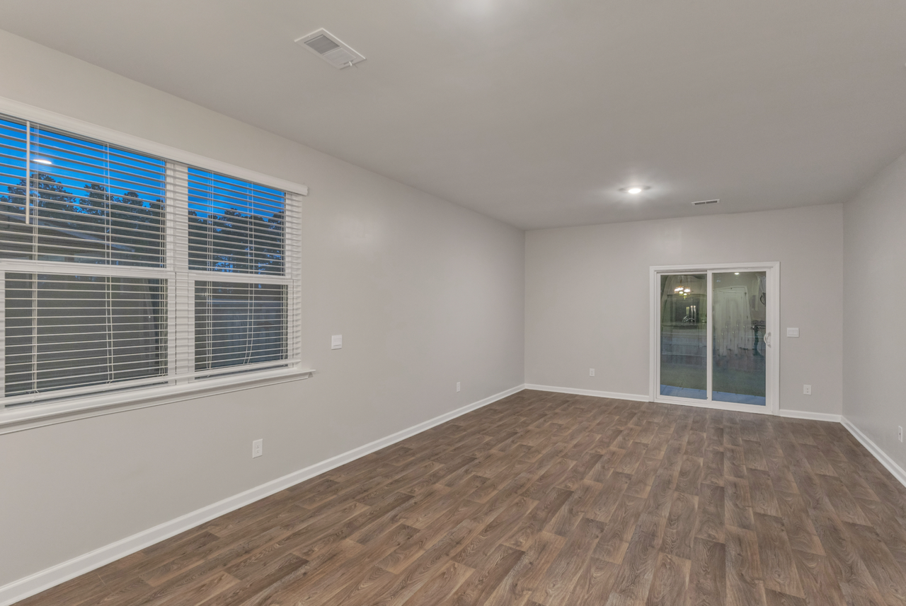 107 Blossom Wood Ln - Photo 3 of 8