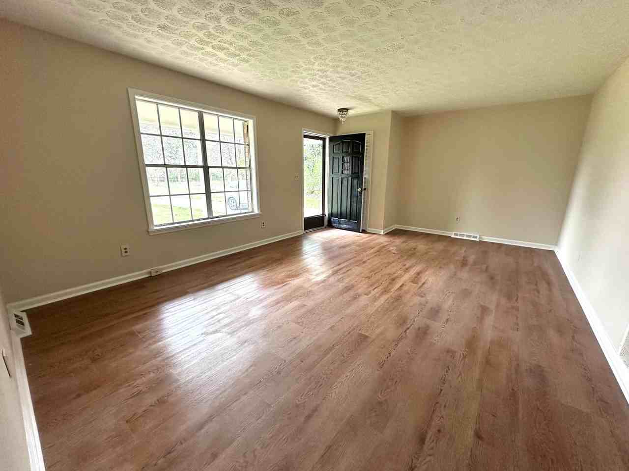 11 Parkwood Dr Ne - Photo 3 of 16