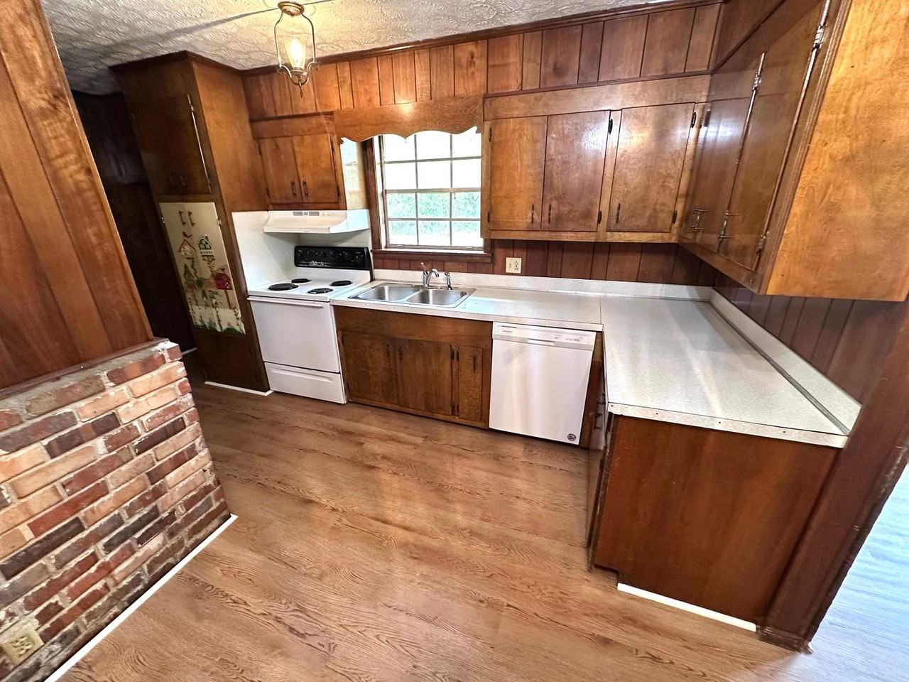 11 Parkwood Dr Ne - Photo 4 of 16