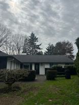 10205 Ne 27th Cir - Photo 1 of 1