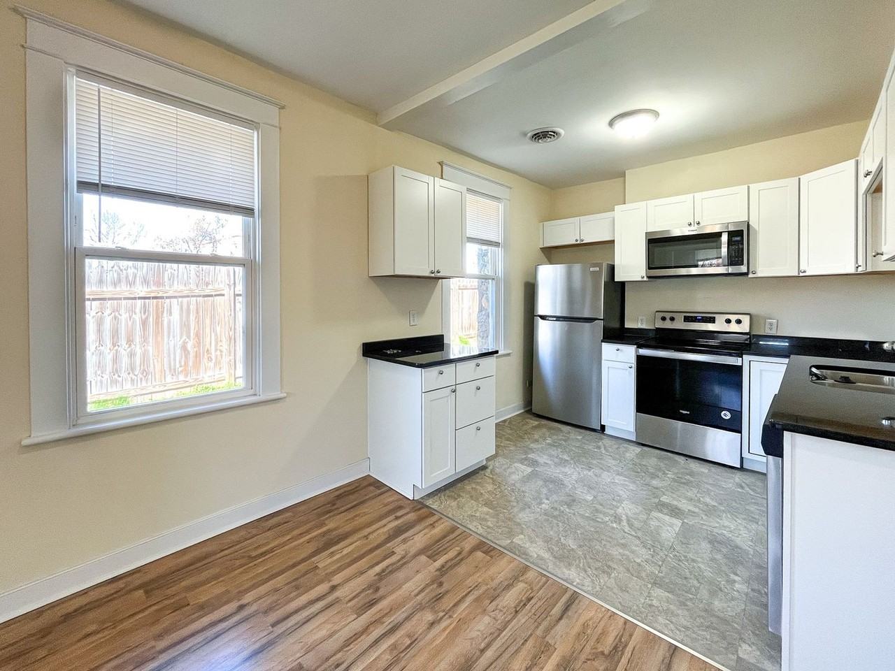 210 5th St Sw - Photo 4 of 22