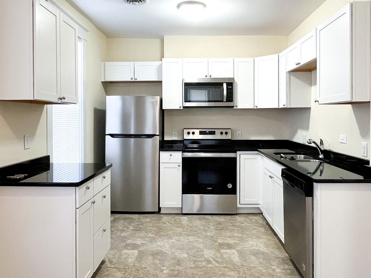 210 5th St Sw - Photo 5 of 22