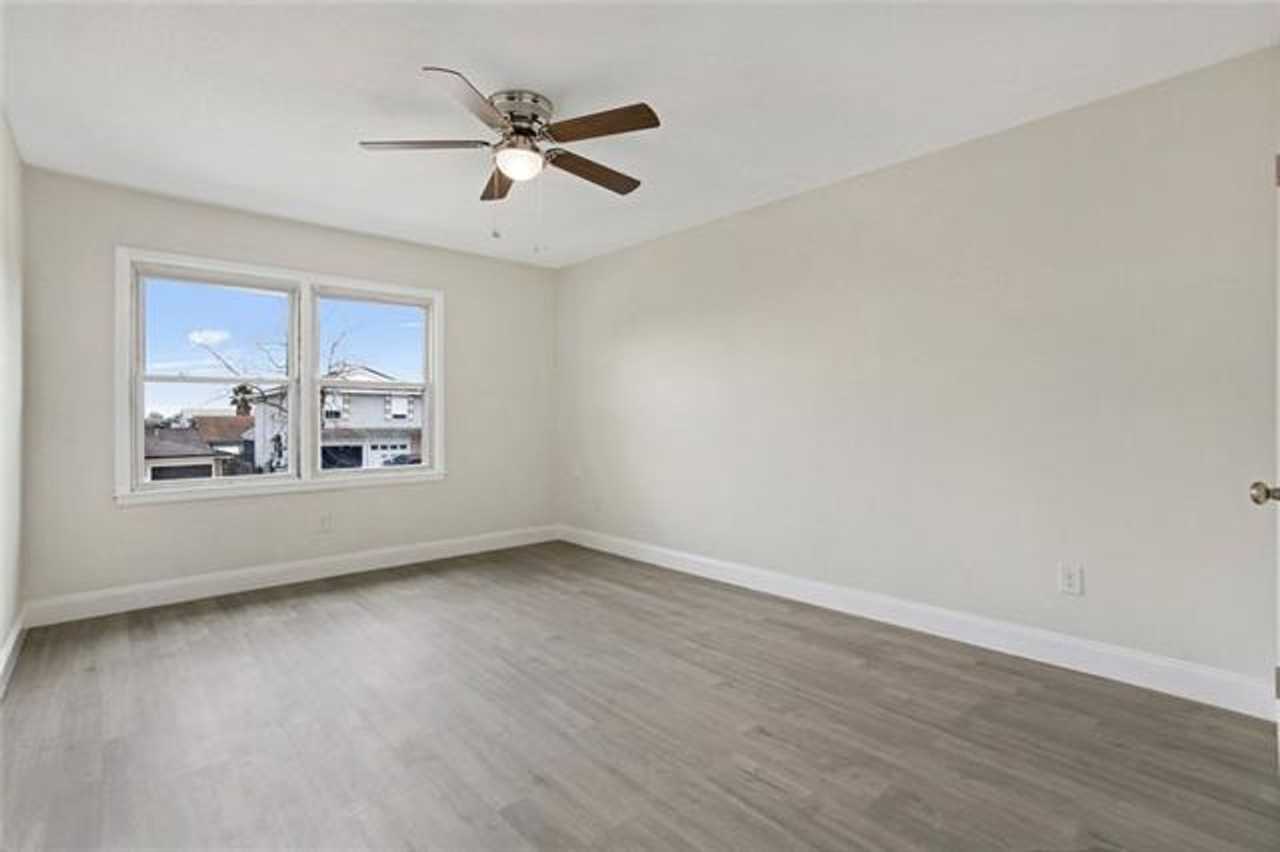 3804 Birchfield Dr - Photo 3 of 15