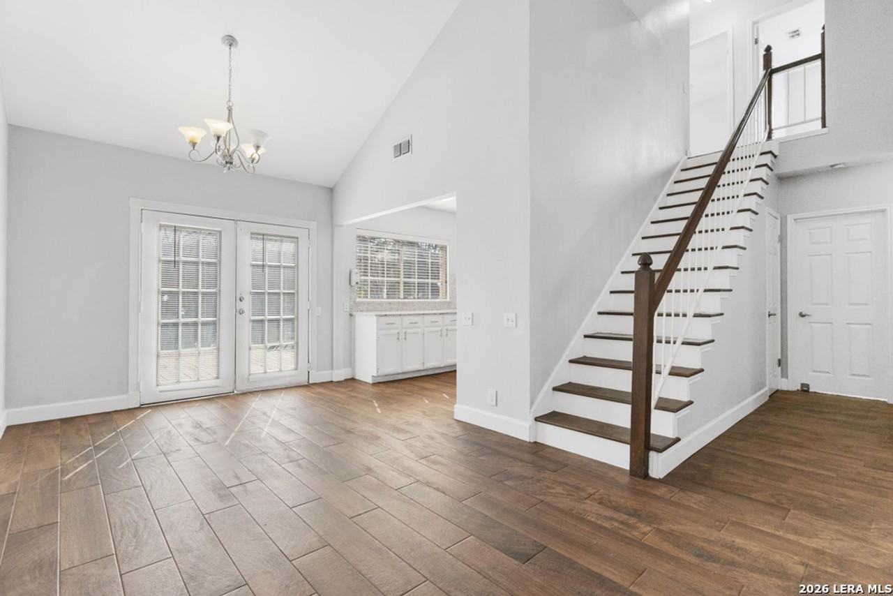 9135 Rue De Lis - Photo 3 of 26