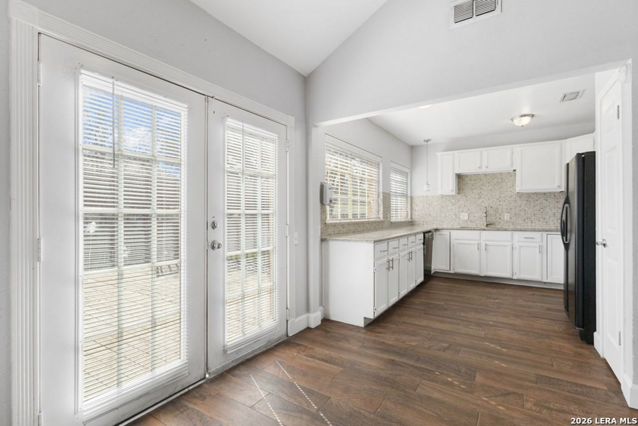 9135 Rue De Lis - Photo 7 of 26