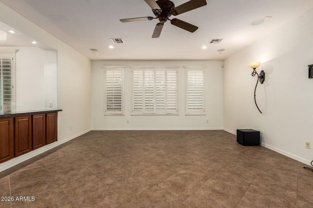 5515 W Tether Trl - Photo 5 of 43