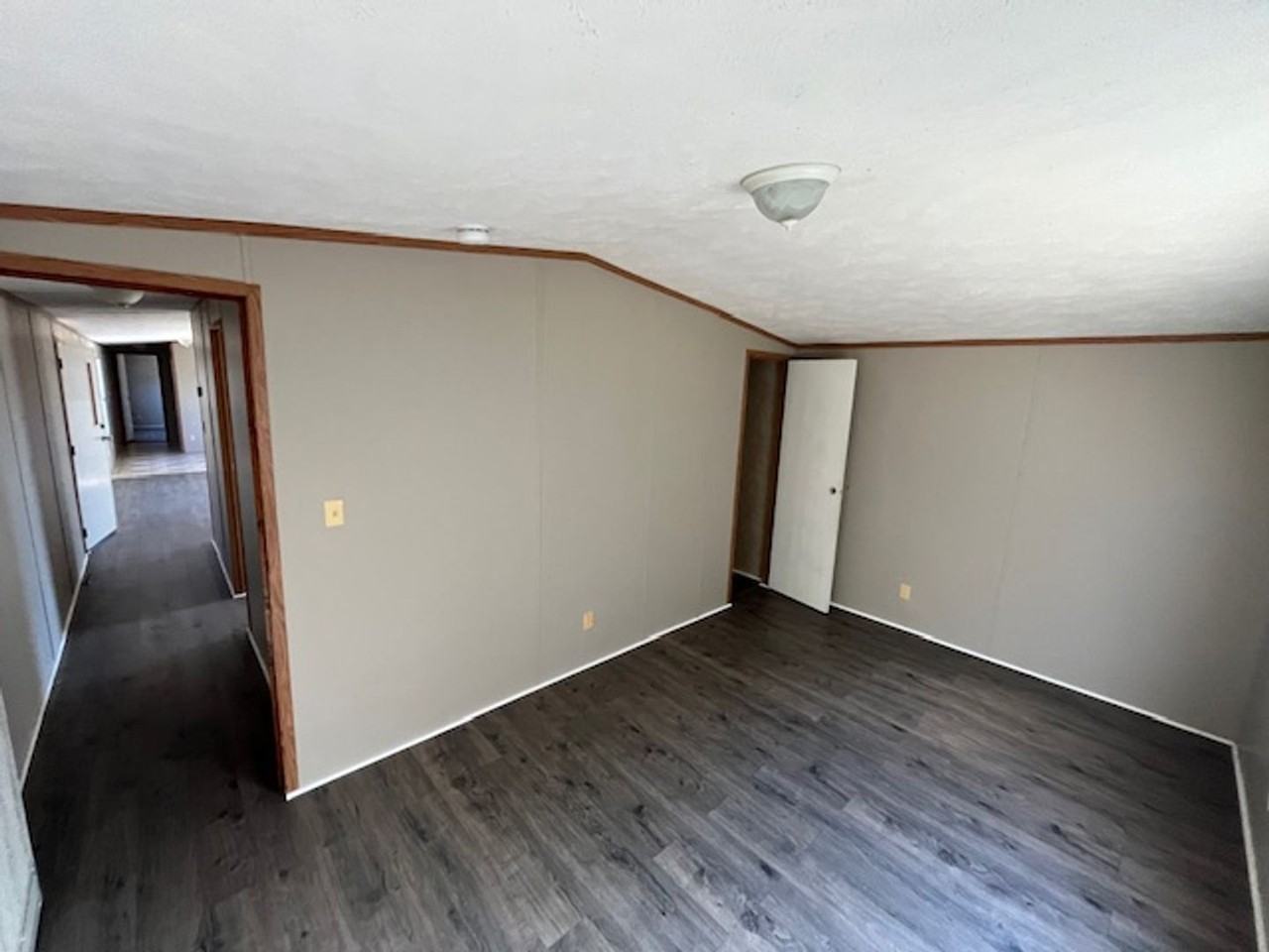 885 William Vause Ln - Photo 6 of 11