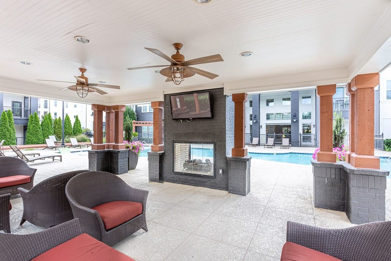 419 Liberty Pike - Photo 6 of 7