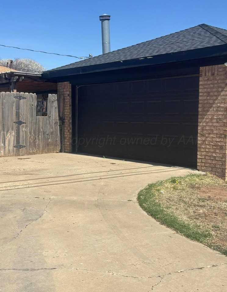 8212 Wrangler Trl - Photo 3 of 4