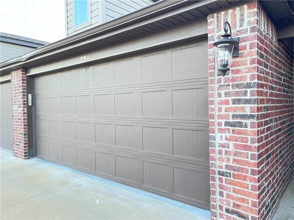 431 Red Robin St - Photo 4 of 23