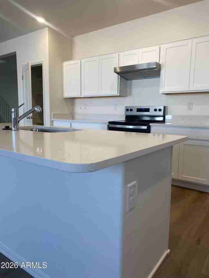 17182 W Oberlin Way - Photo 5 of 25