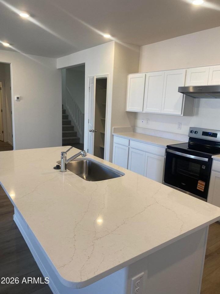 17182 W Oberlin Way - Photo 4 of 25
