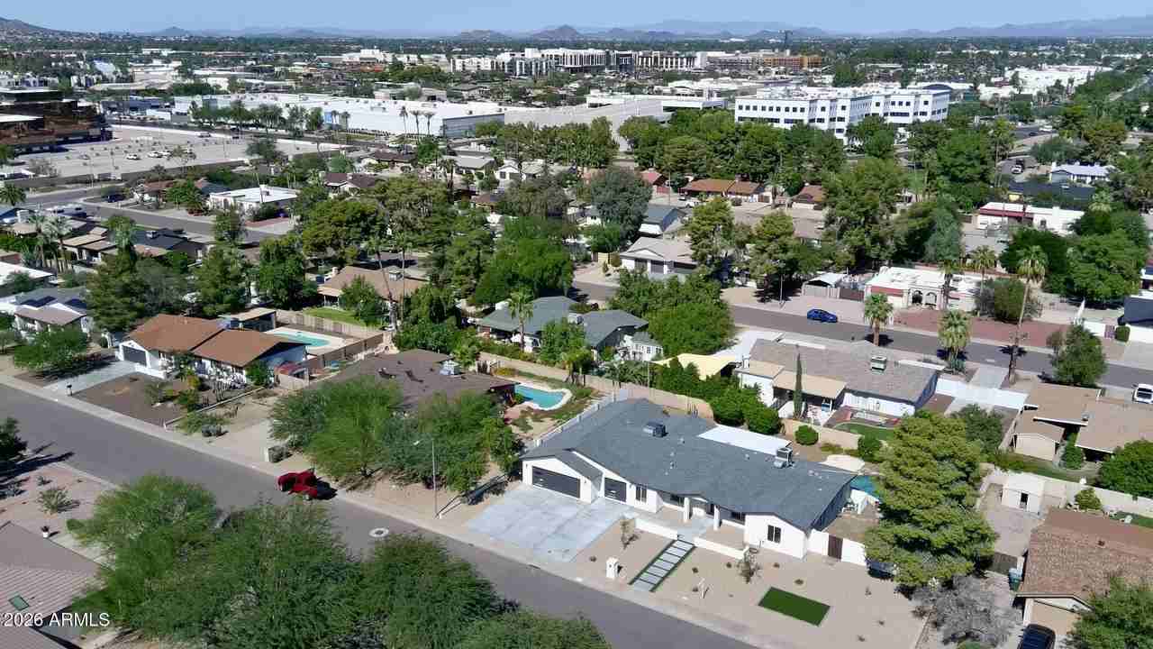 4929 E Sunnyside Dr - Photo 3 of 17